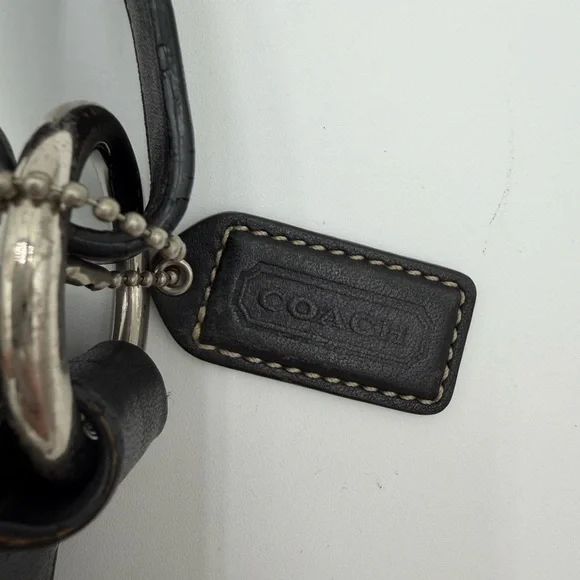 Coach Soho Buckle Flap Hobo Black Leather Y2K Shoulder Bag 1452 Silver Hardware - Picture 15 of 16